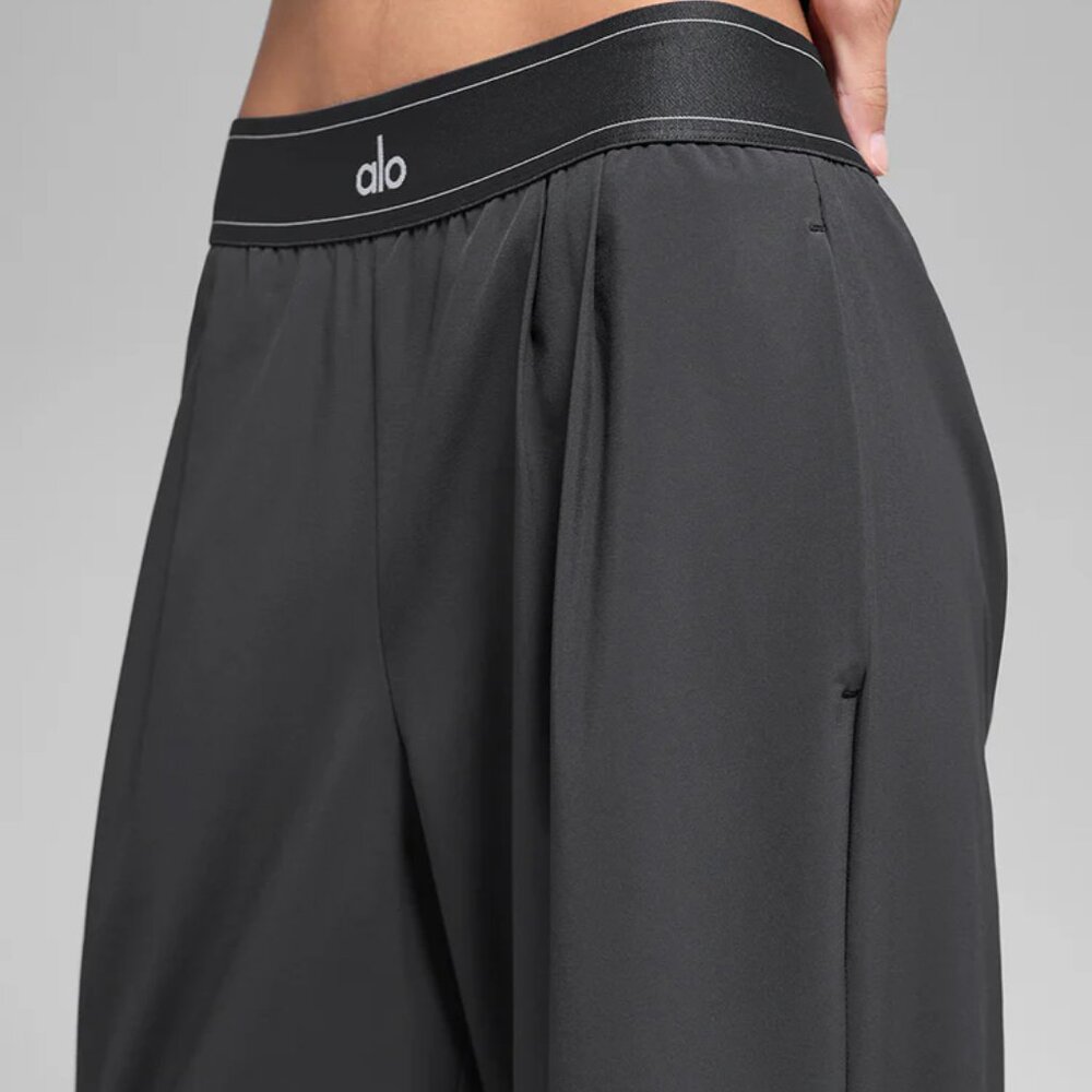 ALO Yoga Women's Black Suit Up Trouser (Regular)💯🖤 - Picture 5 of 6